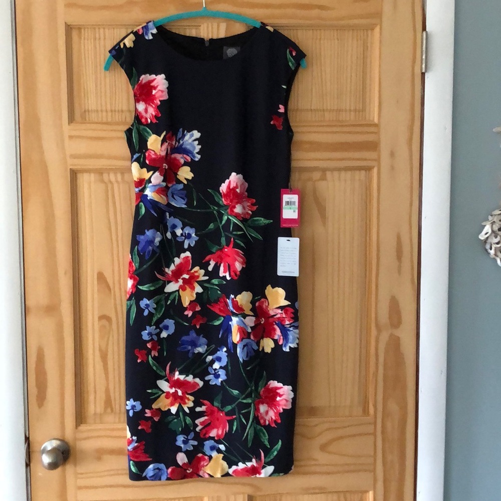 NWT Vince Camuto dress, size 8.
